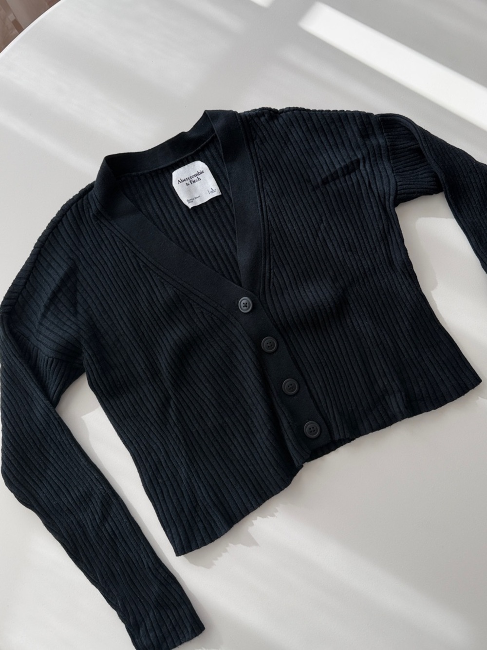 Abercrombie & Fitch Black Ribbed V-Neck Cropped Cardigan